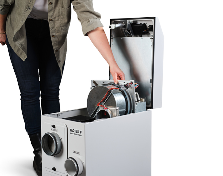 IA2-ES-F_720x568_open-hatch